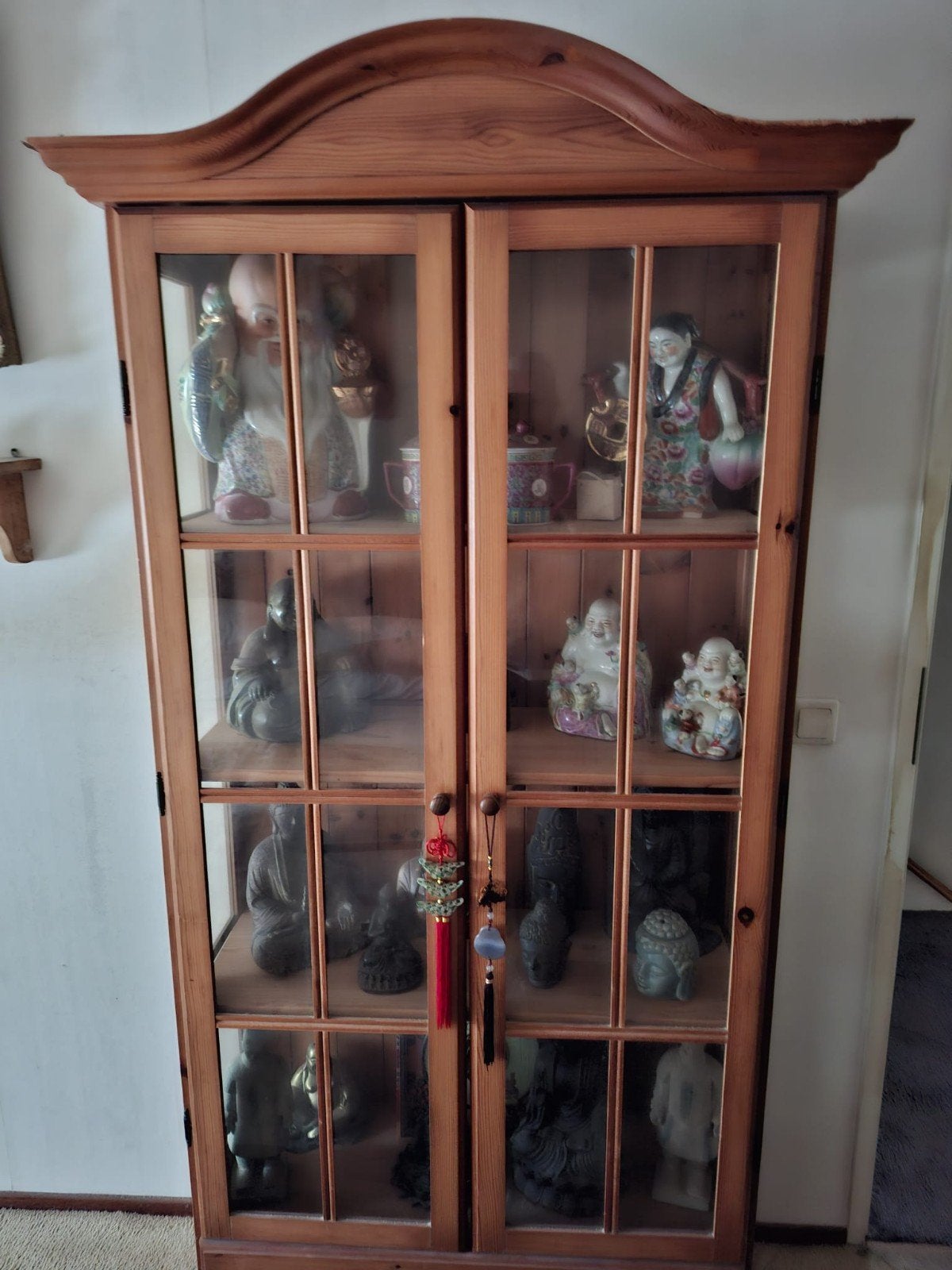 Houten kast met Boeddha collectie, Ophalen, Gebruikt, Steen/keramiek, Meerkleurig