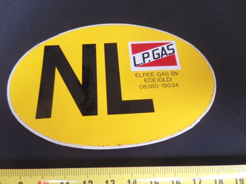 sticker Bumpersticker NL  Ede  (Gld)  ELPEE GAS bv L.P. GAS, Ophalen, Zo goed als nieuw