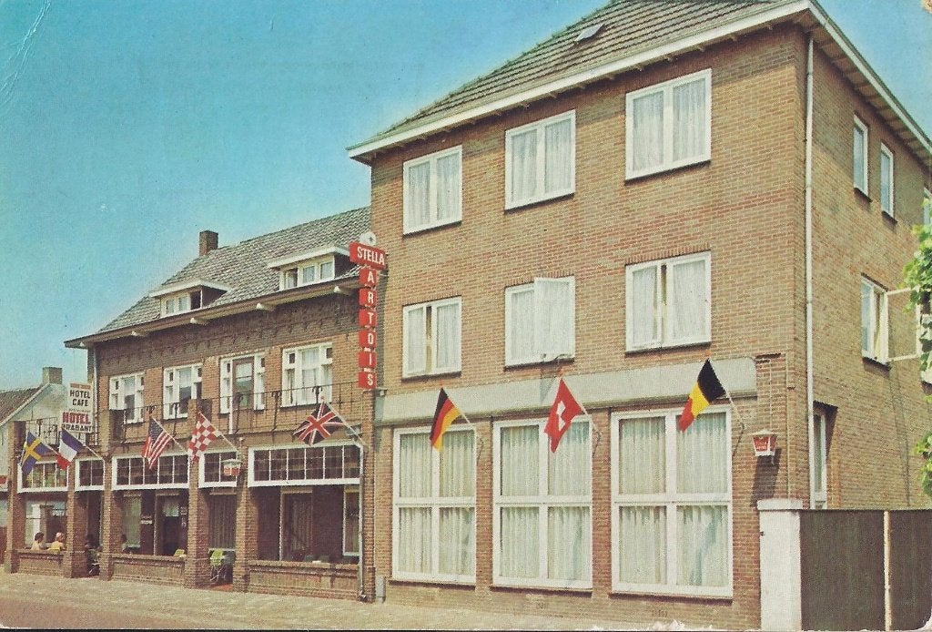 Hilvarenbeek Hotel Brabant Ongelopen Ansichtkaart (916 ), Ophalen of Verzenden, 1980 tot heden, Gelopen, Noord-Brabant