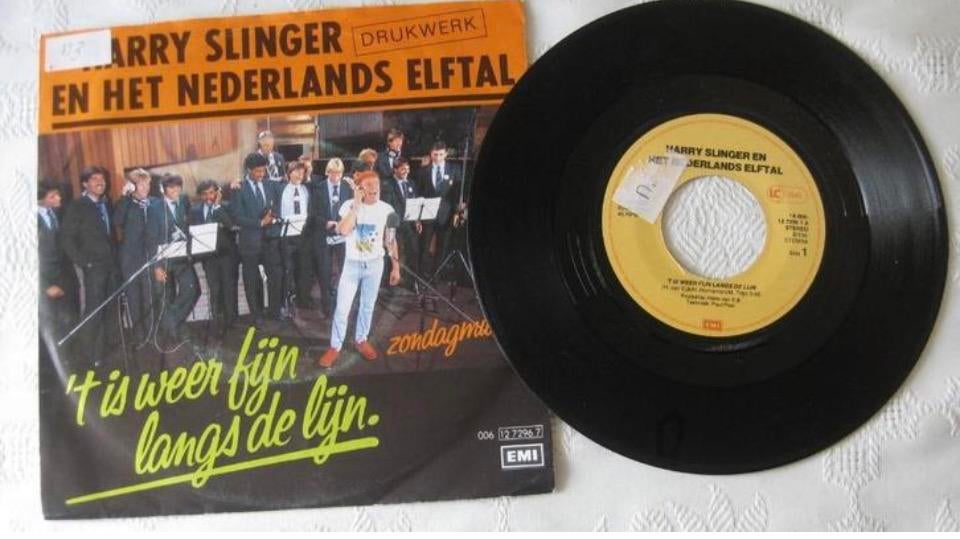 Vinyl Singeltje Harry Slinger 1985., Cd's en Dvd's, Ophalen of Verzenden, Zo goed als nieuw, Overige formaten, Levenslied of Smartlap