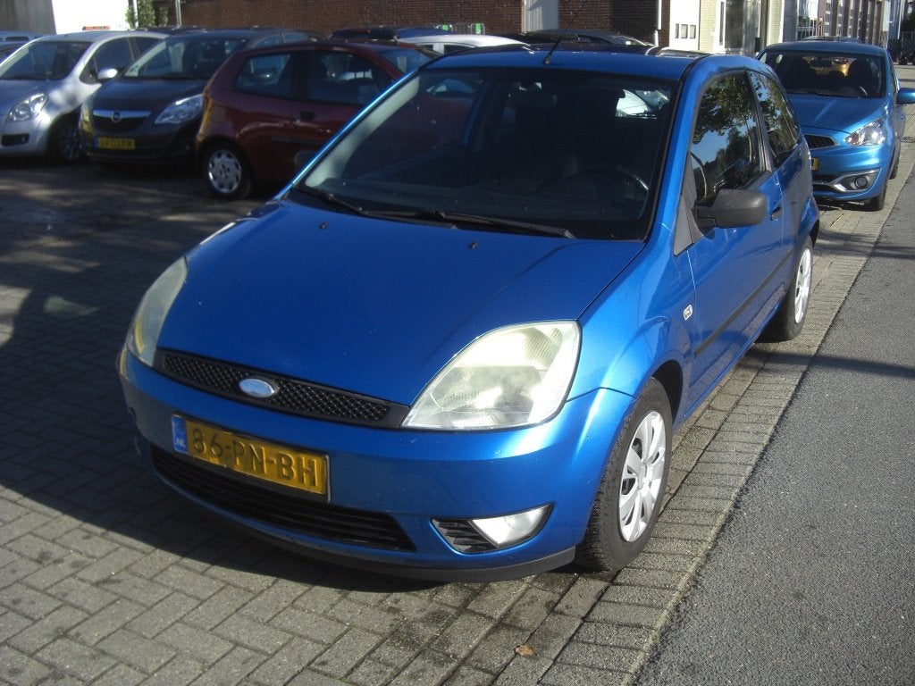 Ford Fiesta 1.3 Futura, 100 kg, 1299 cc, 4 cilinders, Blauw