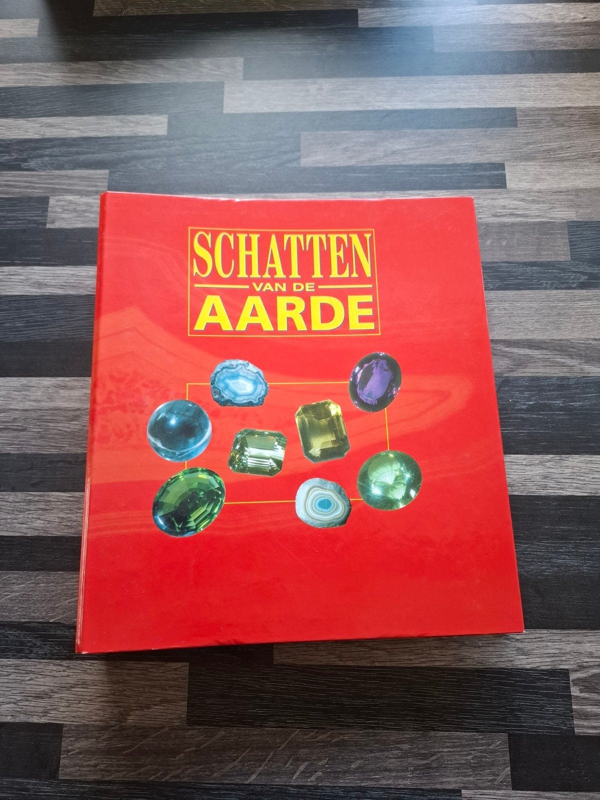 schatten van de aarde, Ophalen of Verzenden, Mineraal