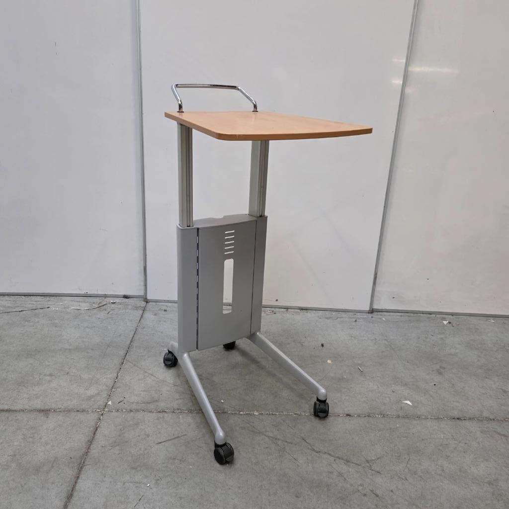 nette verrijdbare ihv laptoptafel beamertafel spreektafel, Huis en Inrichting, Tafels | Bijzettafels, Ophalen, Gebruikt, 75 cm of meer