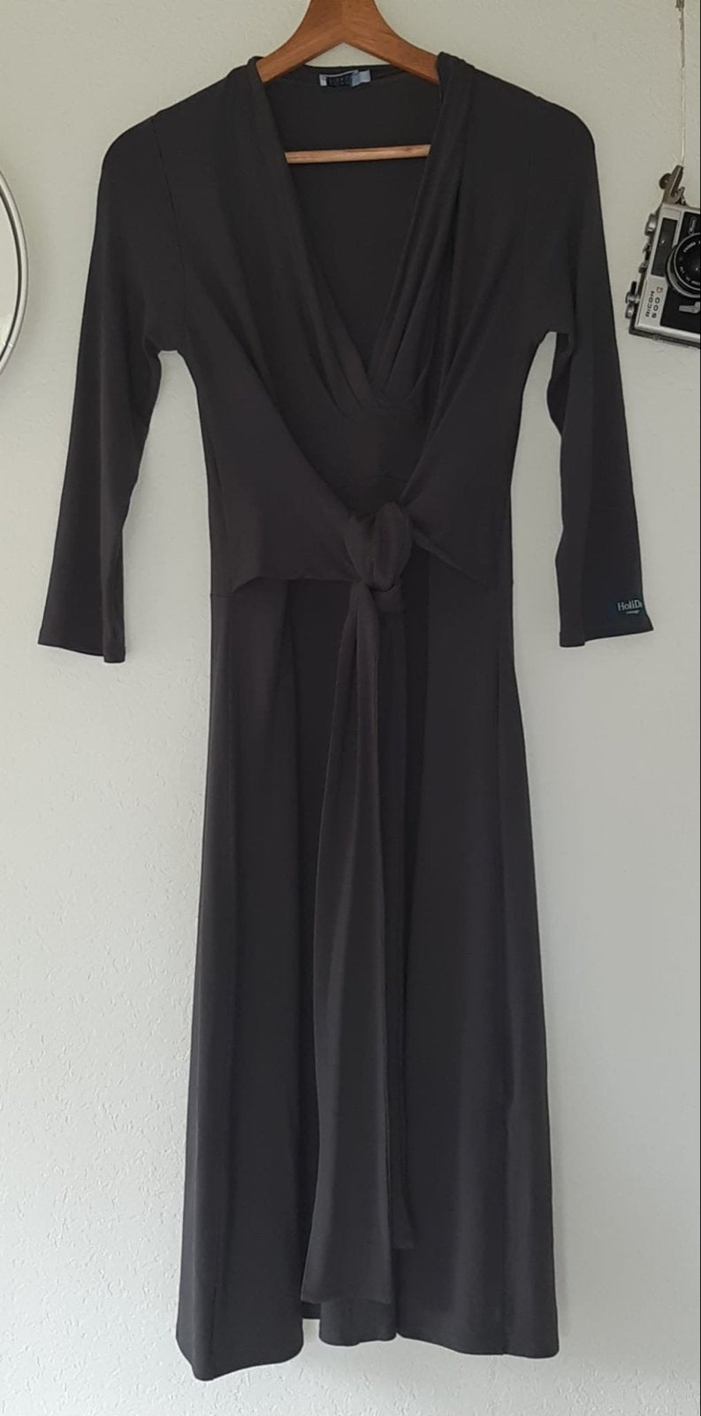 Donkergrijs jurkje van O|Man's C|Land, maat M, Kleding | Dames, Maat 38/40 (M), Ophalen of Verzenden, Knielengte, Grijs