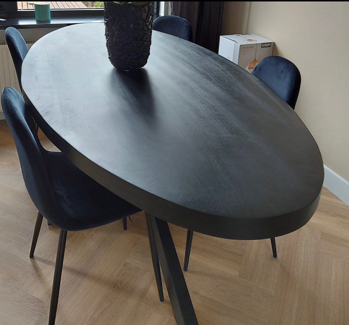 Ovale zwarte tafel met stalen poot - 210x100 cm, Ophalen, Gebruikt, 200 cm of meer, 50 tot 100 cm