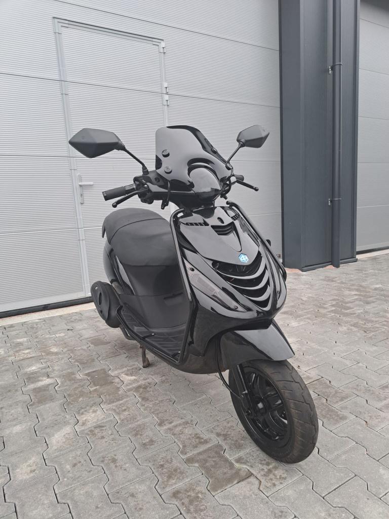 Piaggio Zip 4T 50cc Glans Zwart | Full Options | Garantie ✅, Maximaal 45 km/u, N.V.T., Zip, Zo goed als nieuw