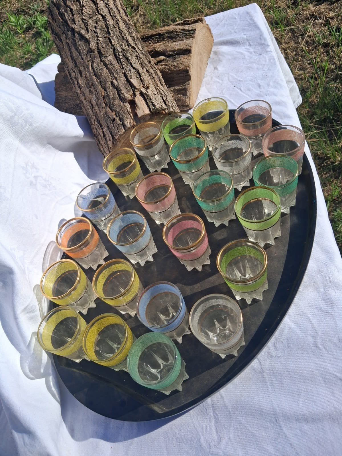 Set van 24 vintage borrelglaasjes met gekleurde rand, Ophalen of Verzenden