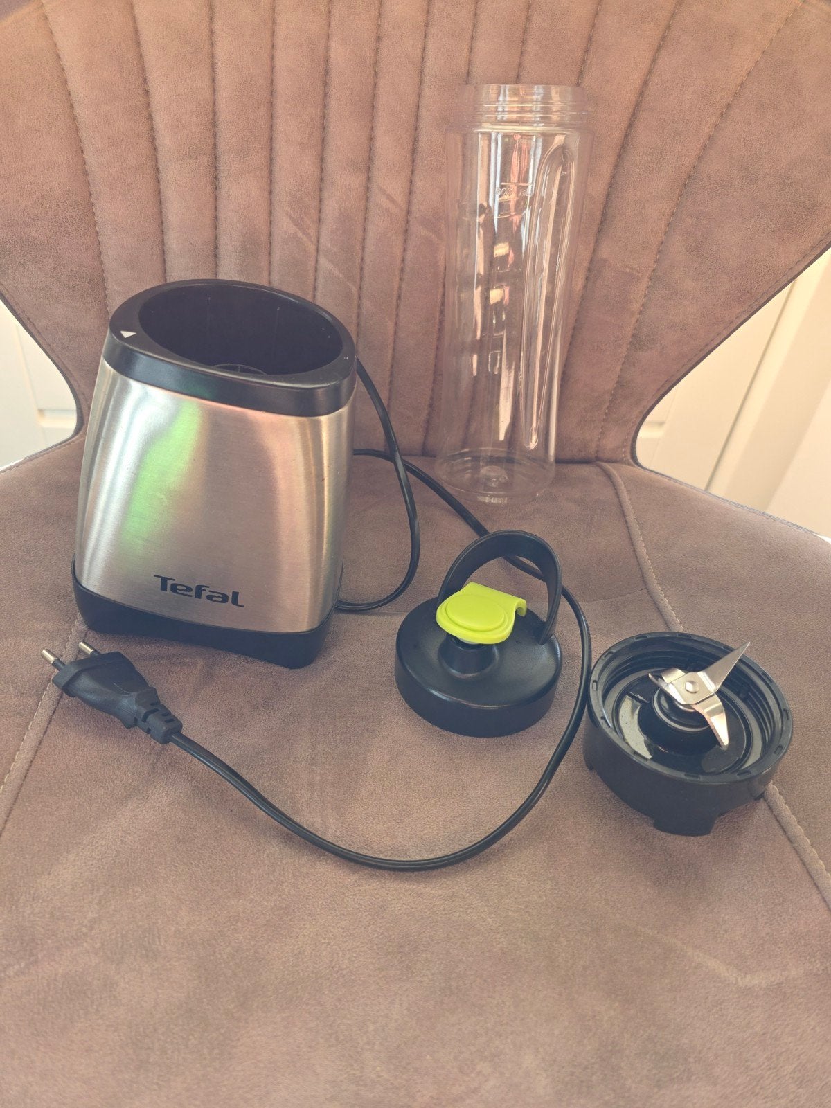 Tefal Blender met drinkbeker en messenunit, Ophalen of Verzenden, Gebruikt, Blender
