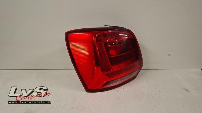 Achterlicht links van een Volkswagen Polo, Gebruikt, -, Volkswagen, -