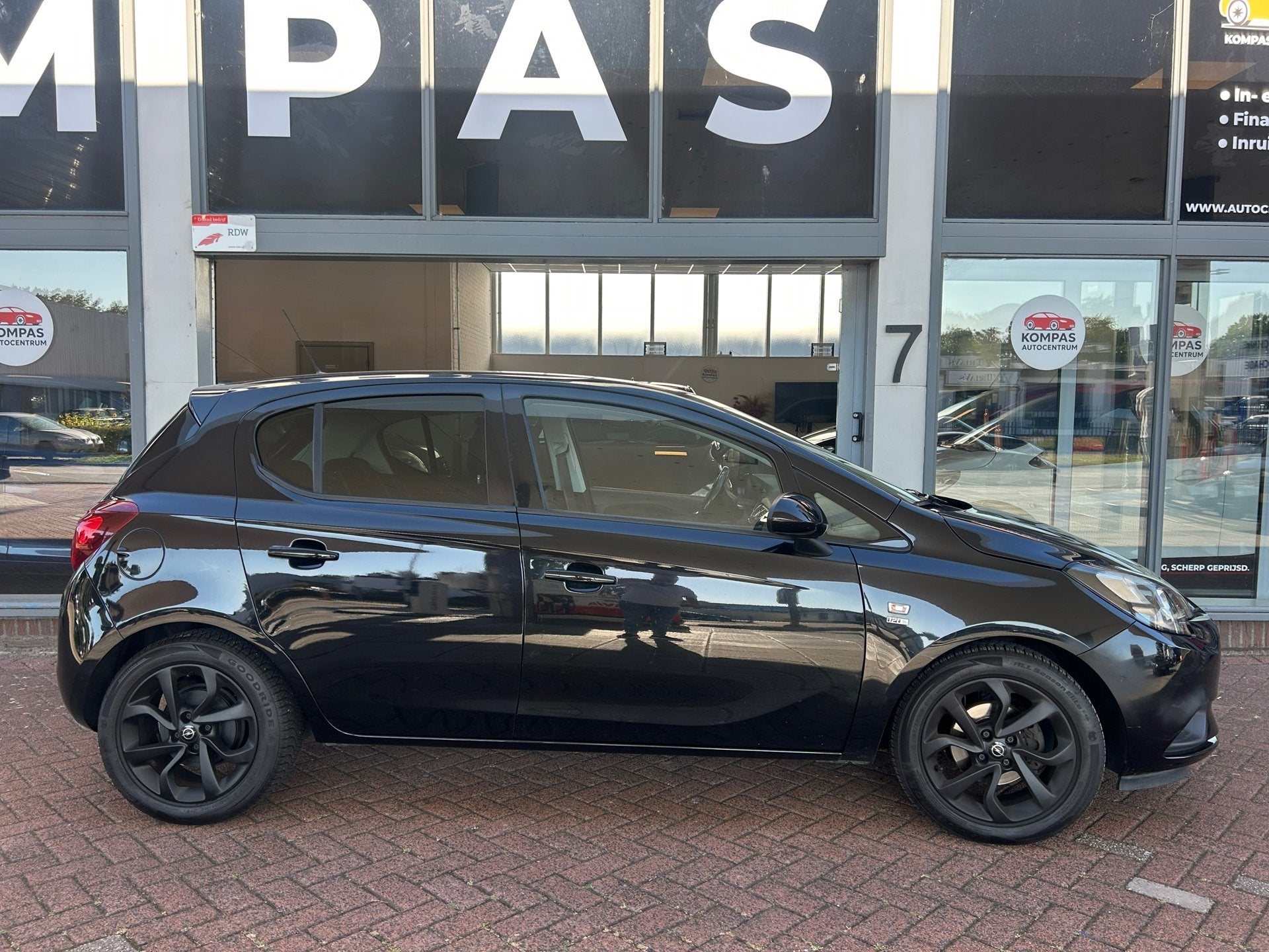 Foto 7 van Opel Corsa 1.2 Black Edition |Apple Carplay|Airco|1EIG|Cruis