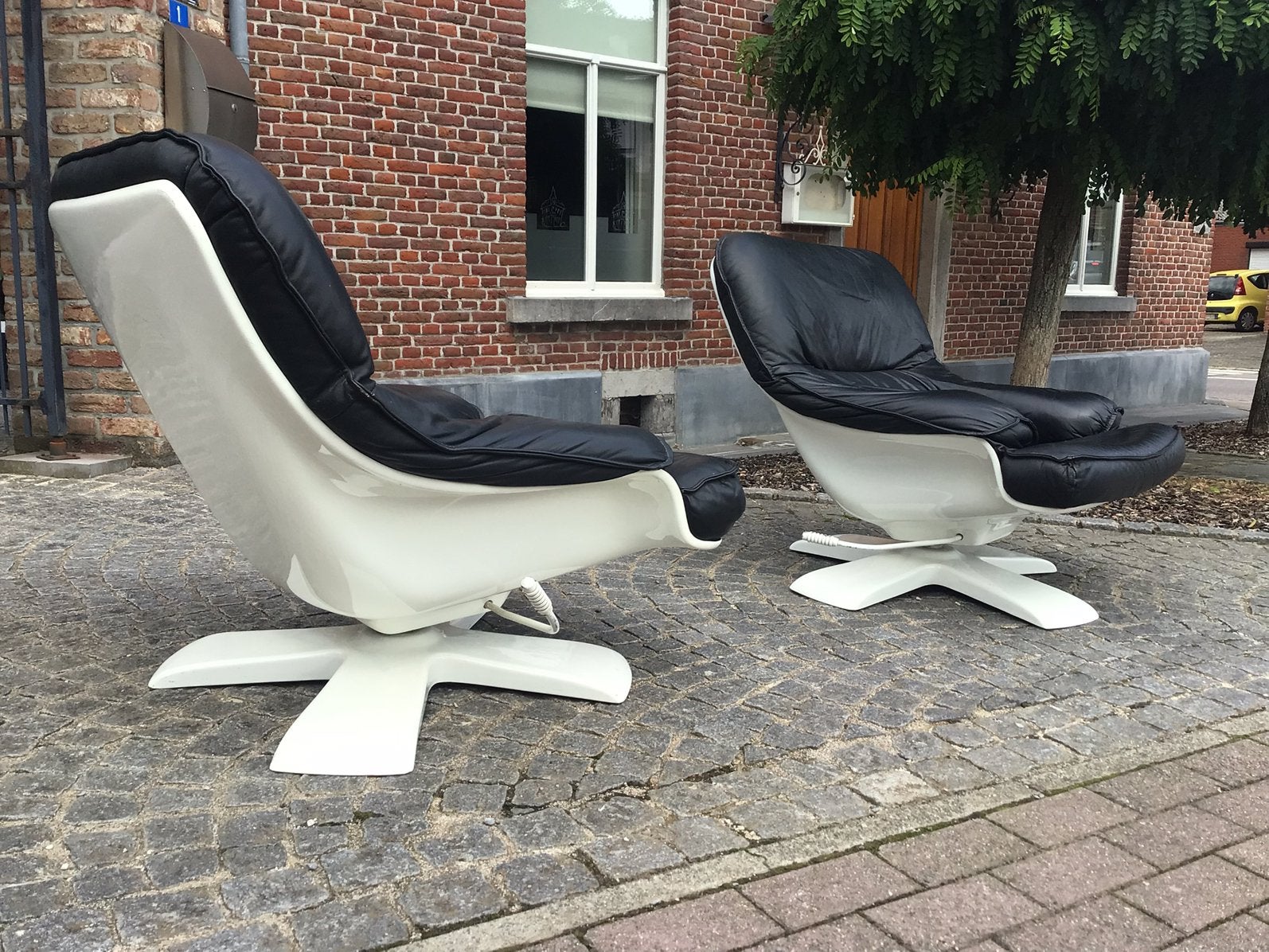 Vintage Space Age Chairs 1970s Fiberglass Leather Futuristic, Ophalen, Gebruikt, Wit, Twee