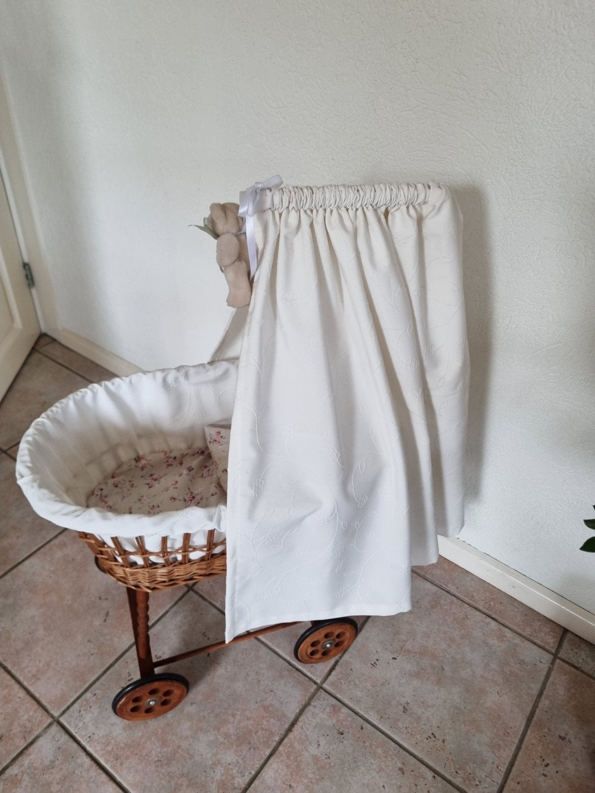 Te koop:  gerestaureerde poppenwagen, Ophalen