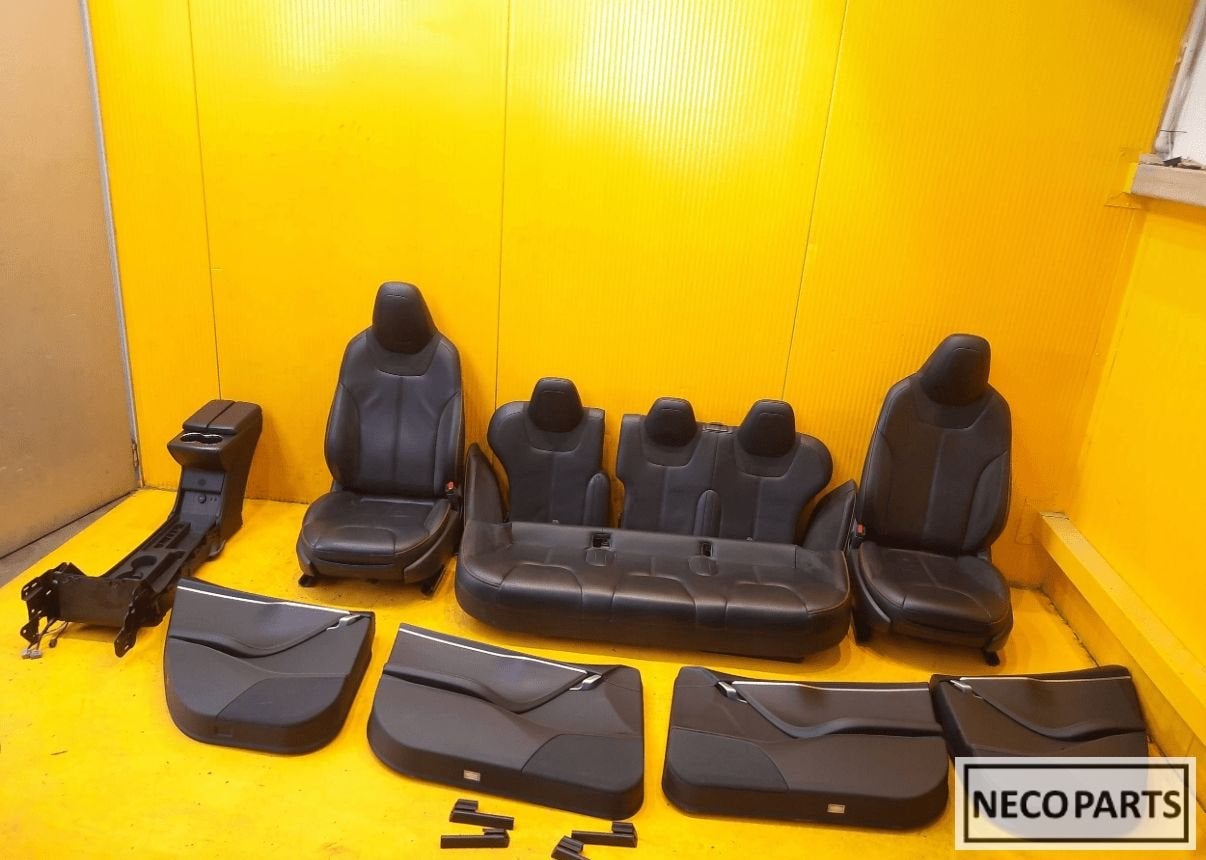 TESLA MODEL S INTERIEUR SET STOELEN VERWARMD ALLES LEVERBAAR, Auto-onderdelen, Gebruikt, -, Overige automerken, -