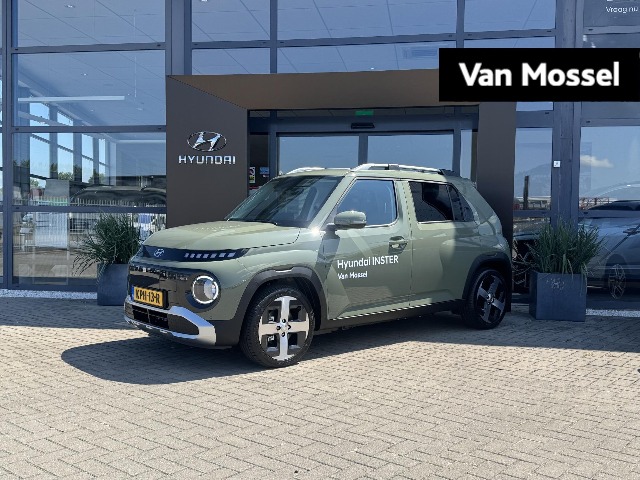Hyundai INSTER Pulse Advanced 42 kWh | Schuif-/kanteldak | S