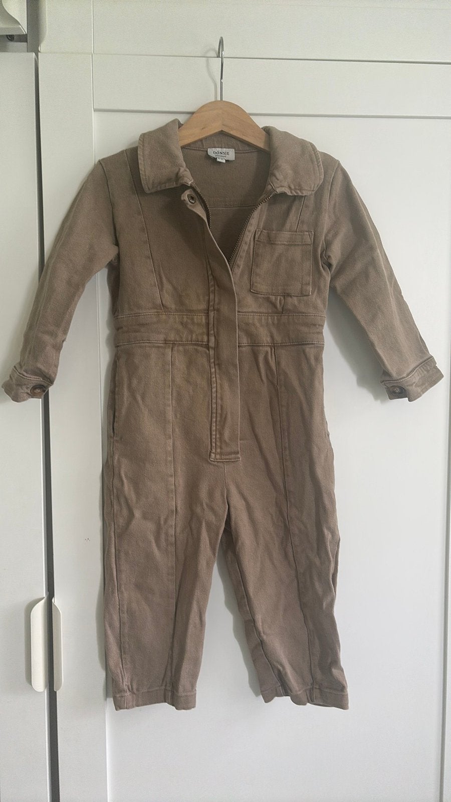 Jumpsuit Donsje (3 - 4 jaar), Kinderen en Baby's, Kinderkleding | Maat 104, Ophalen of Verzenden, Gebruikt, Meisje, Overige typen