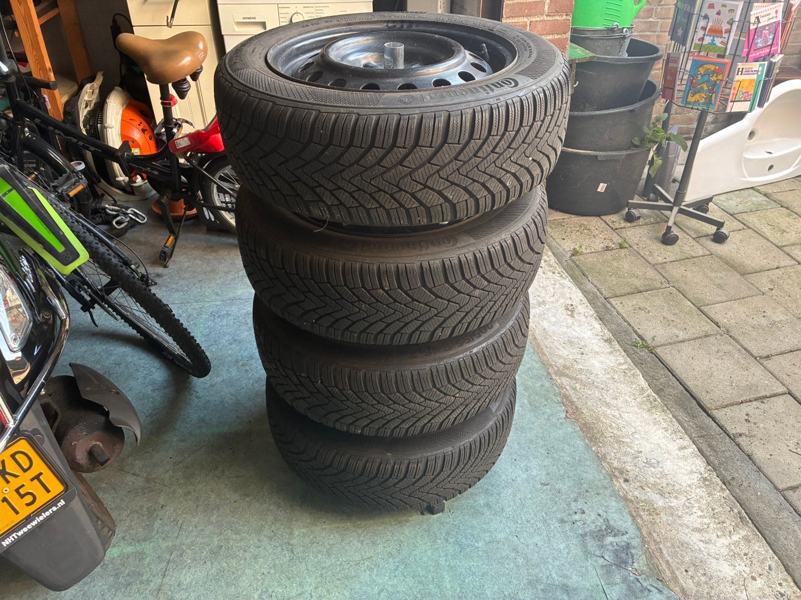 Winterbanden Continental 205/55 R16T, Ophalen, Gebruikt