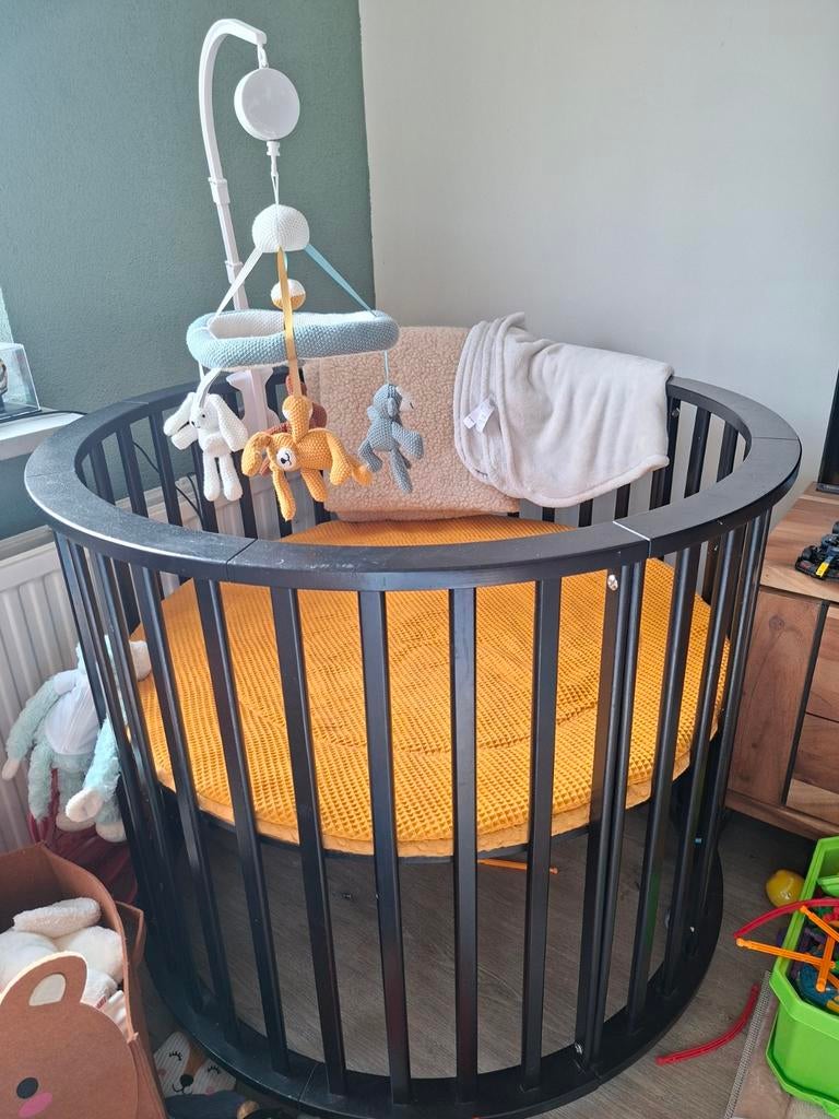 Baby box rond (diameter 98cm) incl. op maat gemaakt boxkleed, Kinderen en Baby's, Boxen, Ophalen, Gebruikt, Rond, Boxkleed