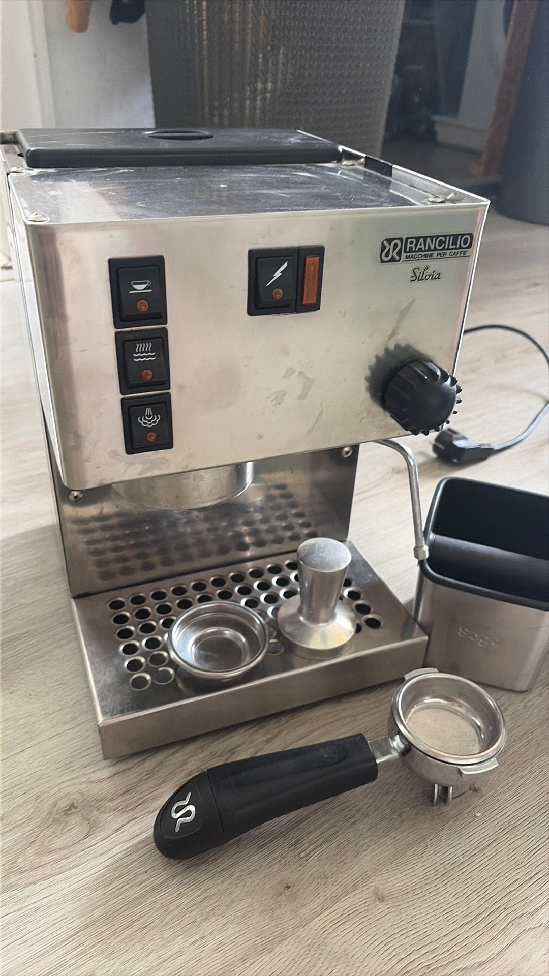Rancilio Silvia, Witgoed en Apparatuur, Stoompijpje, Gebruikt, Espresso apparaat, 10 kopjes of meer