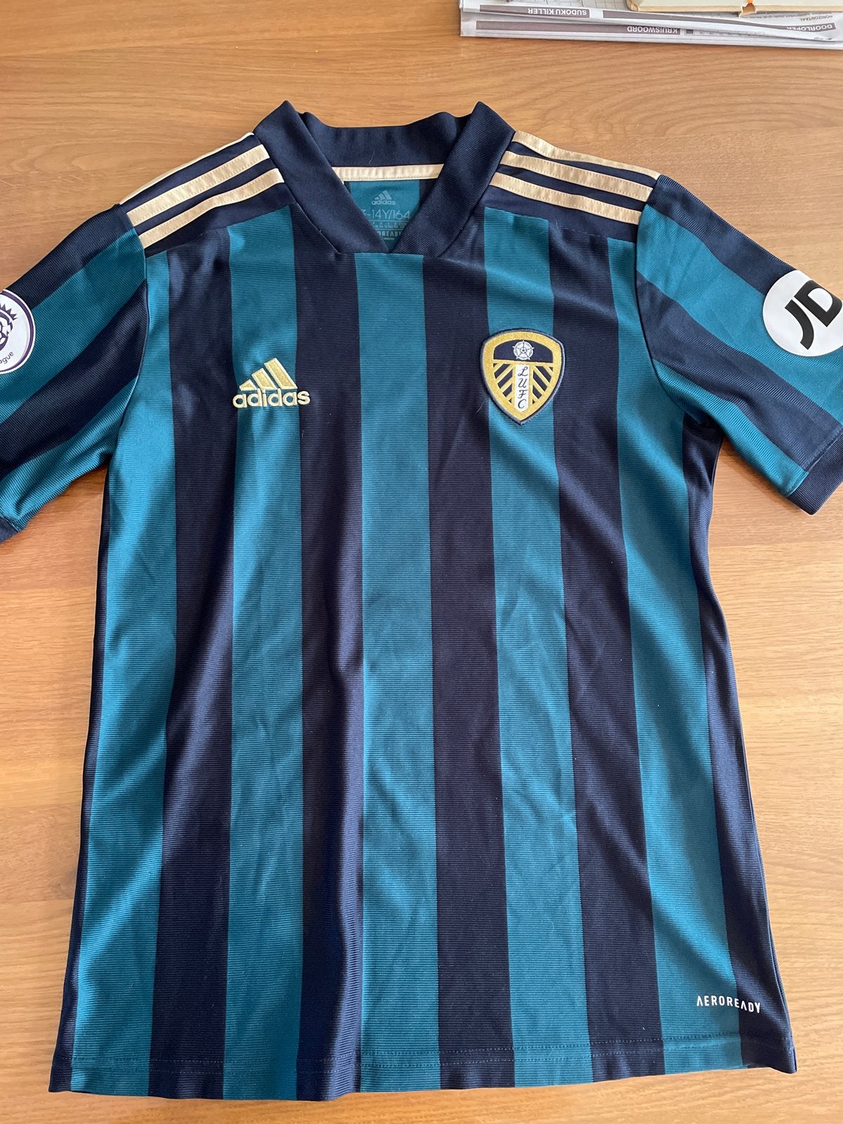 Leeds United Voetbalshirt - Adidas Aeroready, Sport en Fitness, Voetbal, Maat XS of kleiner, Ophalen of Verzenden, Zo goed als nieuw
