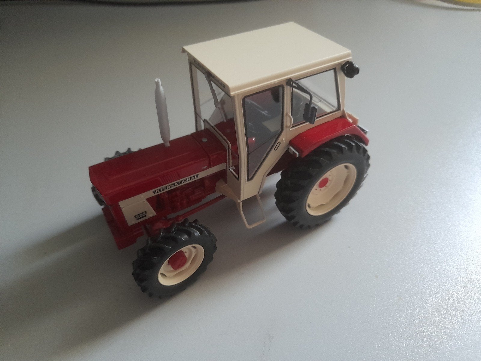 International 844 replicagri NIEUW!, Ophalen of Verzenden, Nieuw, Tractor of Landbouw, Overige merken