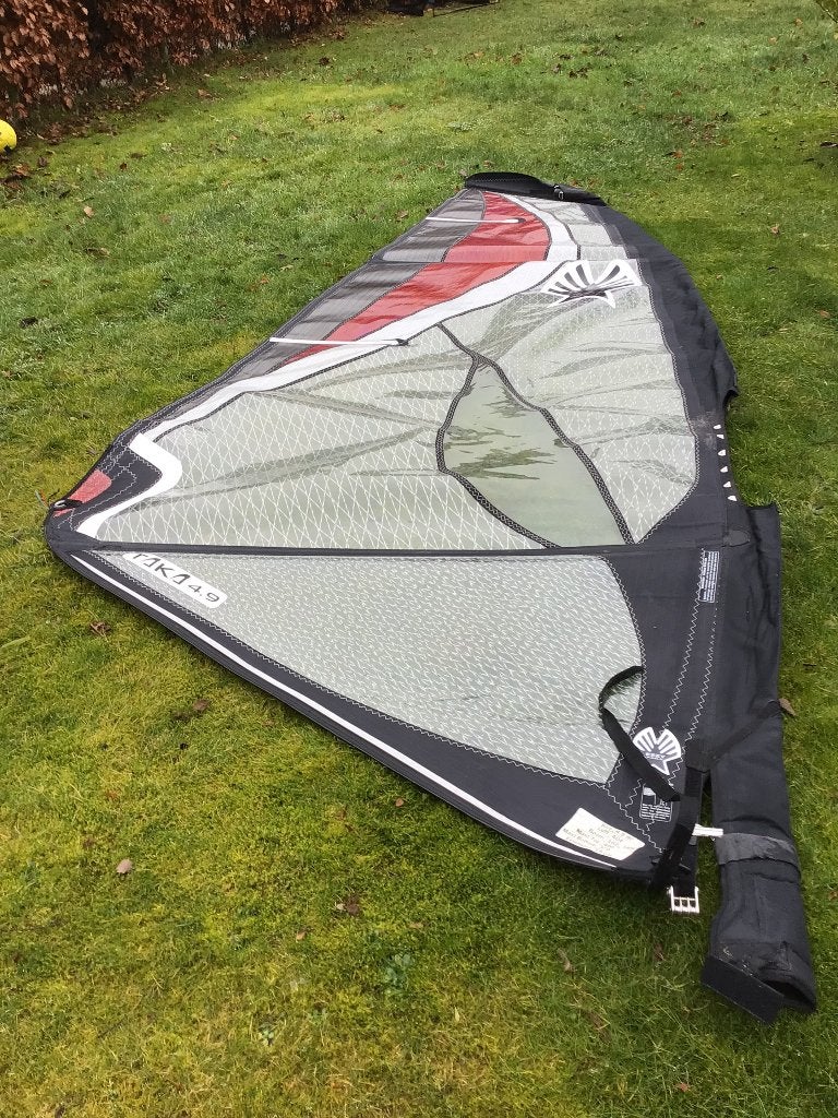 Ezzy Taka 4.9m2 75 euro, Watersport en Boten, Overige merken, Gebruikt, 3.5 tot 5 m², Ophalen of Verzenden