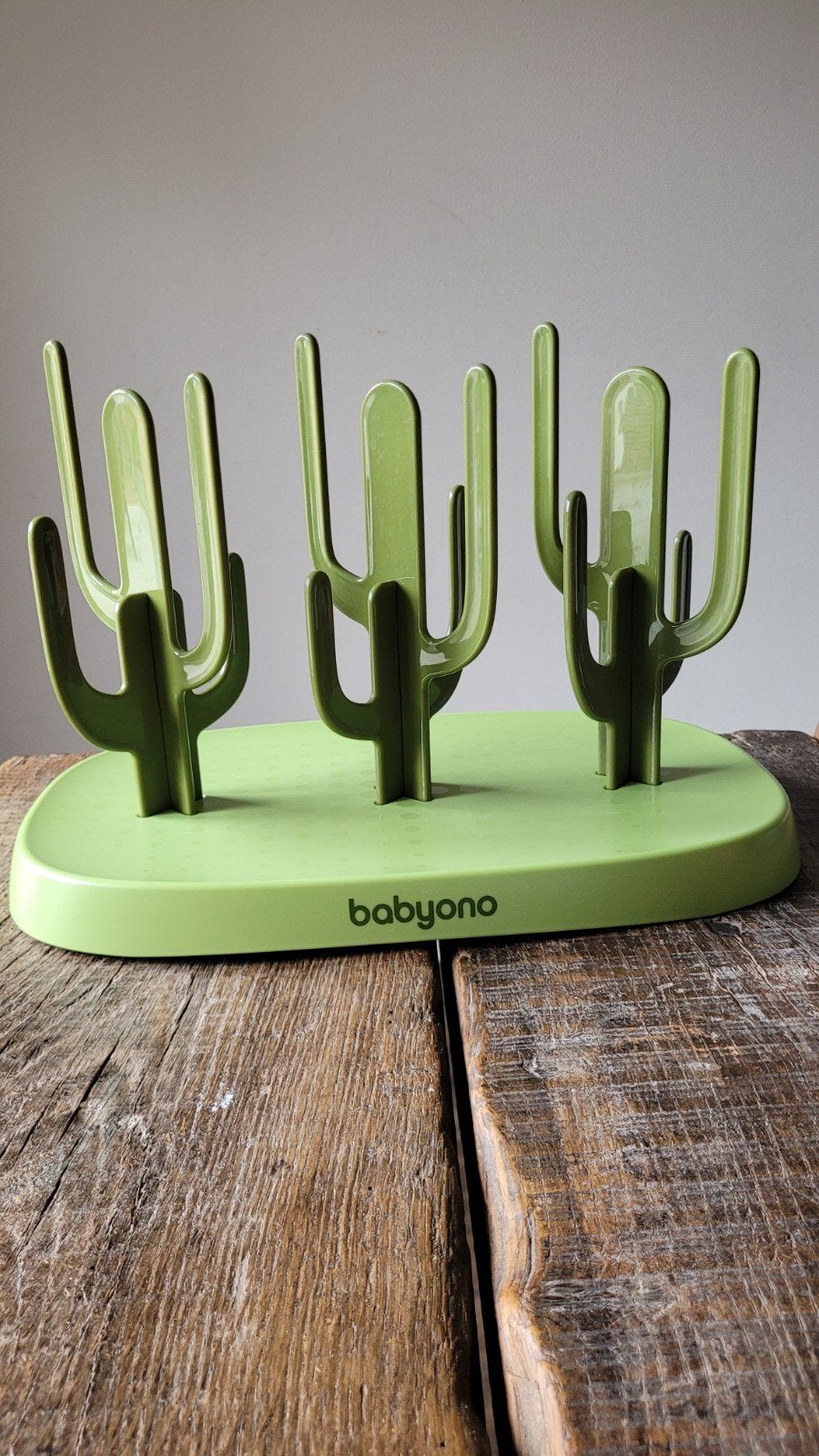 Als nieuw! Flessen droogrek baby cactus. In doos, Ophalen, Zo goed als nieuw, BPA-vrij, Flessendroger