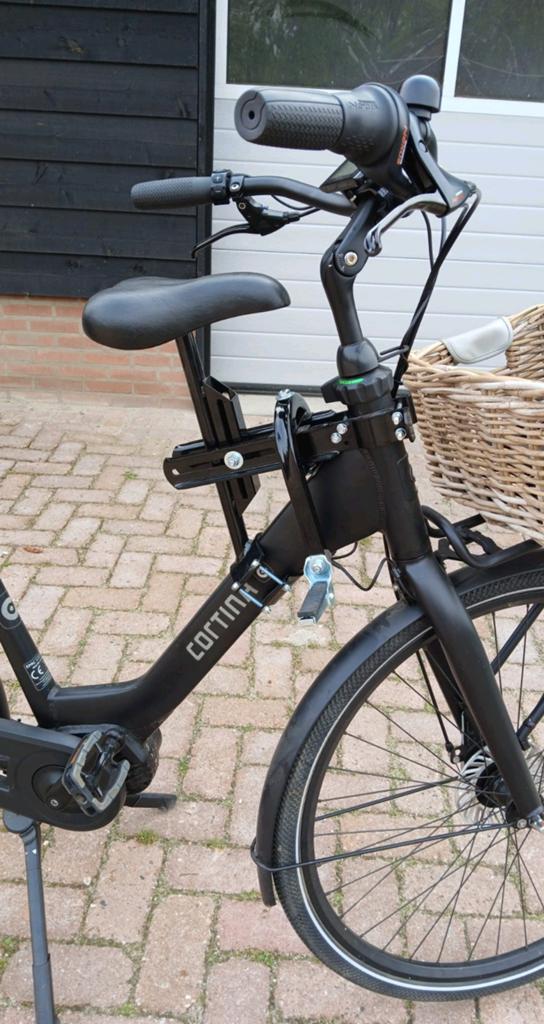 Zadel op stang buiszadel model 4 (enkele framebuis), Fietsen en Brommers, Fietsaccessoires | Fietsstoeltjes, Ophalen, Zo goed als nieuw