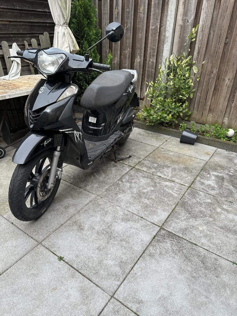 BTC TREVIS 25km/H 4T, Fietsen en Brommers, Gebruikt, Benzine, Ophalen, Overige merken