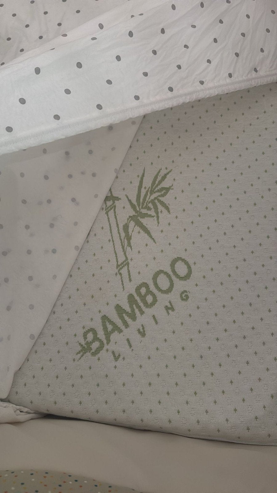 Bamboo baby bed, Kinderen en Baby's, Babywiegjes en Ledikanten, Ophalen, Ledikant