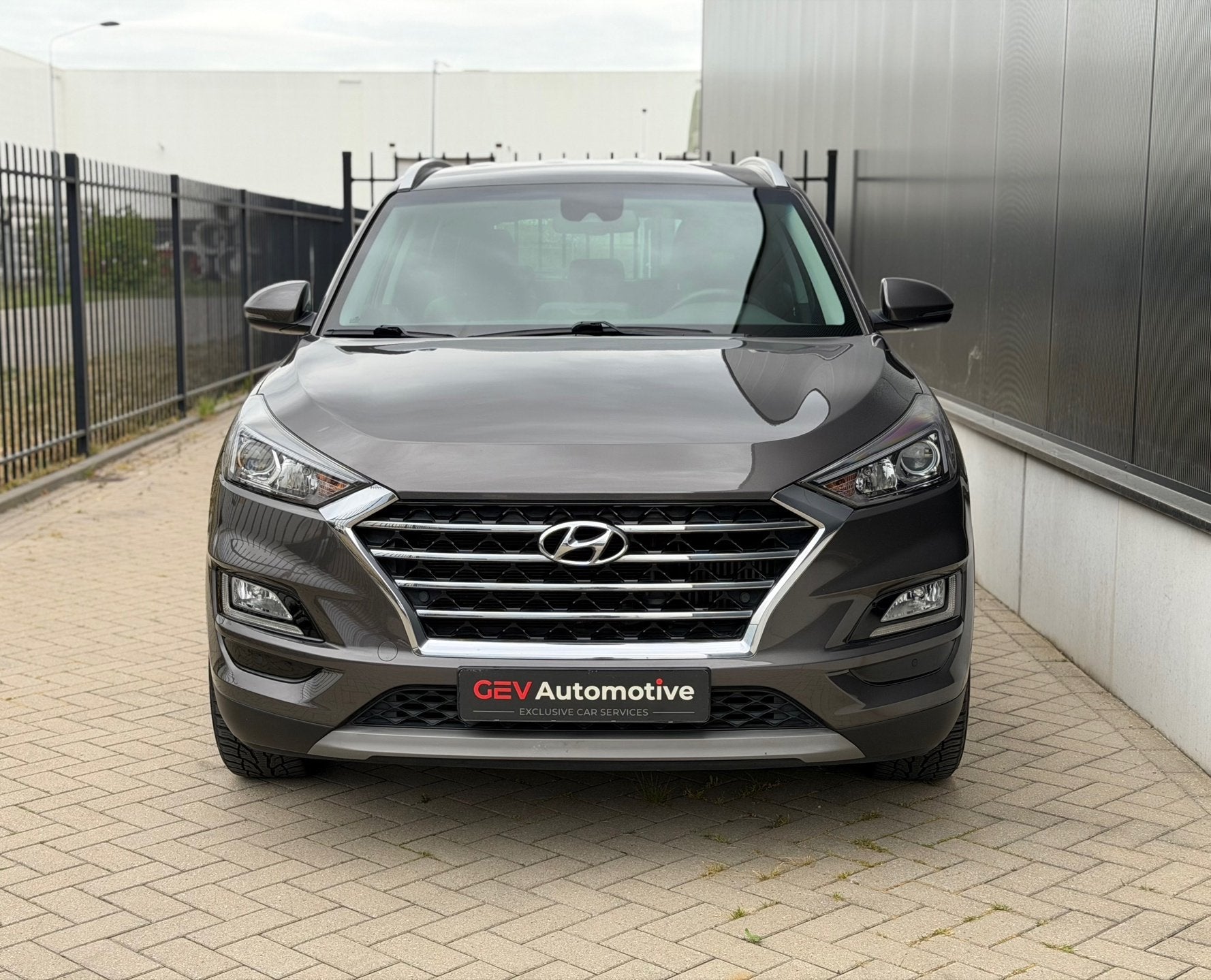 Hyundai Tucson 1.6 T-GDI Automaat Cruise Camera Krell Trekha, Dealer onderhouden, Gebruikt, 4 cilinders, Bruin