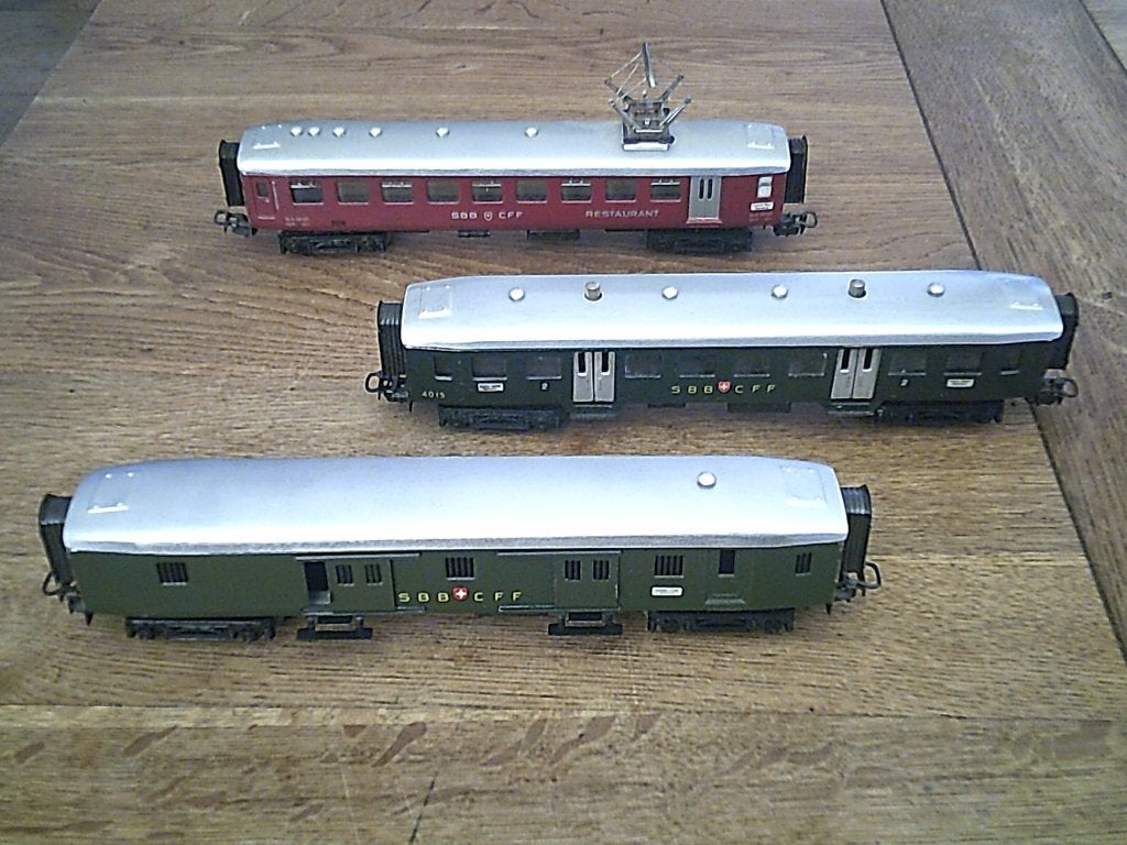 Marklin HO 3x SBB-CFF rijtuigen nr. 4015 - 4017 - 4035, Wisselstroom, Gebruikt, Wagon, Ophalen of Verzenden