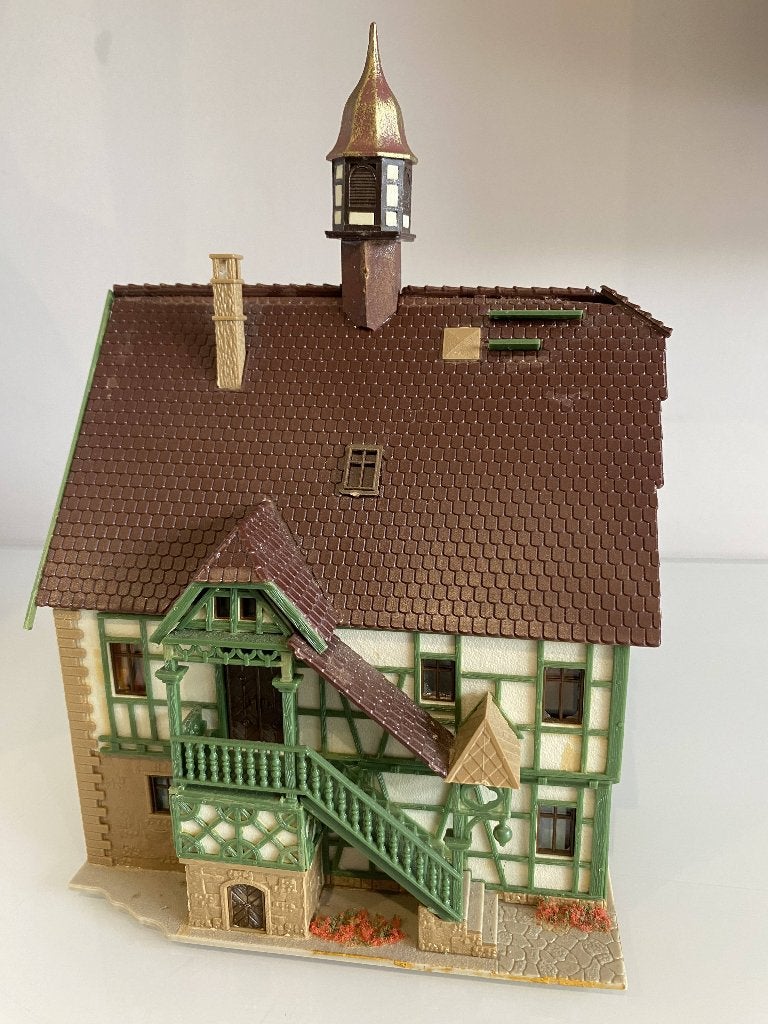 HO Vollmer 20512 stadhuis (738), Hobby en Vrije tijd, Overige merken, Gebruikt, Gelijkstroom of Wisselstroom, Brug, Tunnel of Gebouw