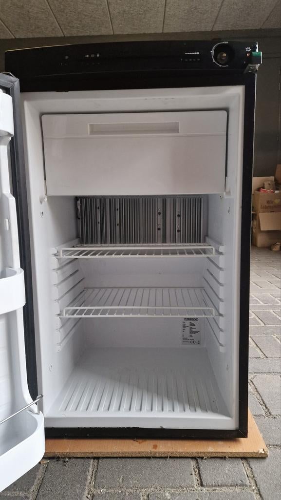 Camper Caravan Koelkast met Vriesvak, Vitrifrigo (Ital), Caravans en Kamperen, Ophalen, Zo goed als nieuw