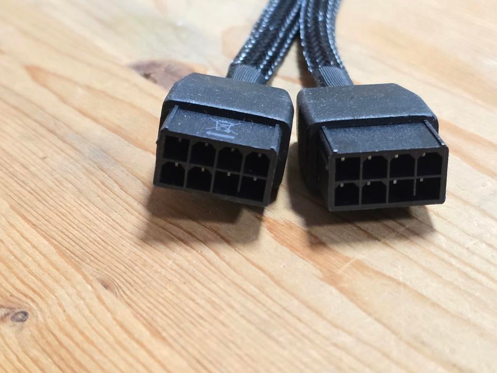 12VHPWR (12+4-pin) naar 2x 8-pin PCIe adapterkabel, Ophalen of Verzenden, Nieuw