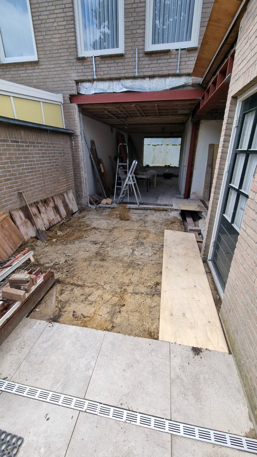 GRATIS 2.5 kuub gele grond weg=weg!, Ophalen