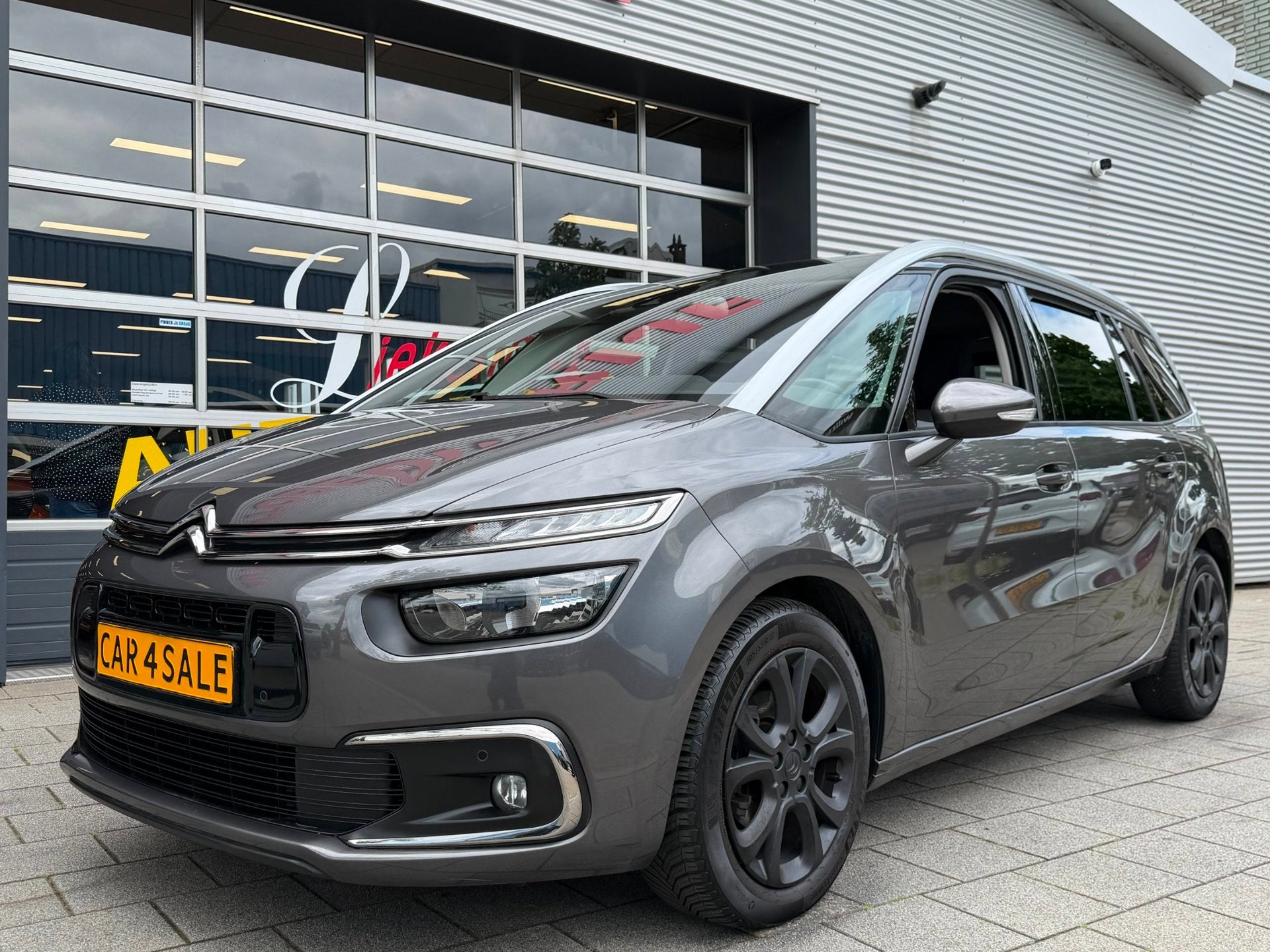 Citroen Grand C4 SpaceTourer 1.2 PureTech SHINE - 7 Personen, Auto's, Citroën, Voorwielaandrijving, Gebruikt, 1199 cc, C4 (Grand) Picasso