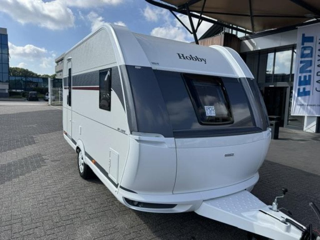 Hobby De Luxe 400 SFE 2027 NIEUW BINNEN!!!, Schokbreker, Bedrijf, Treinzit, 4 tot 5 meter