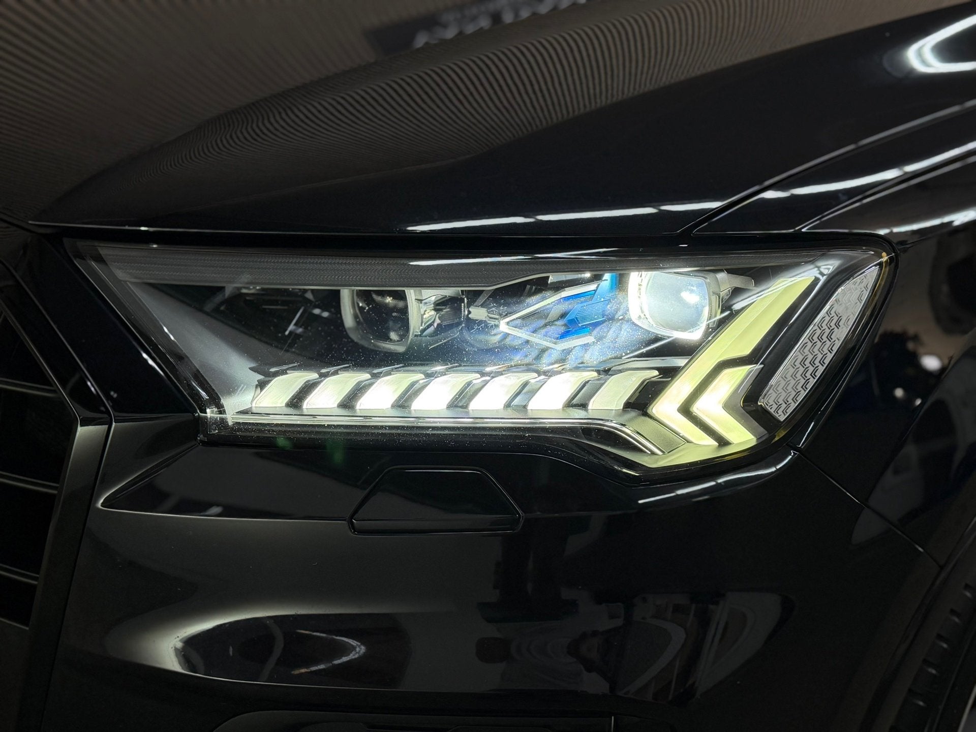 Audi Q7 4.0 TDI SQ7 quattro 7p 2020 PANO LUCHTVERING RS-SEAT, Auto's, Automaat, Dealer onderhouden, 435 pk, Gebruikt