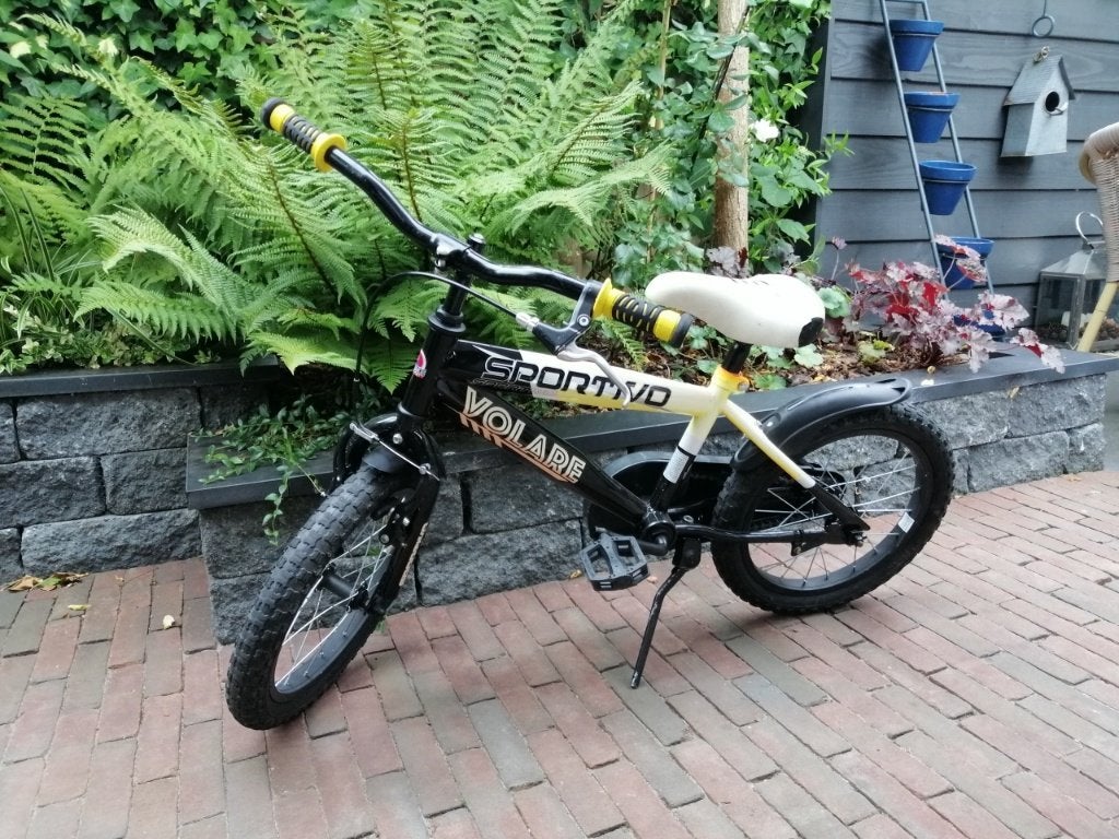 Volare jongens / kinderfiets 16 inch wielen, Ophalen, Zijwieltjes, Velgrem, Volare