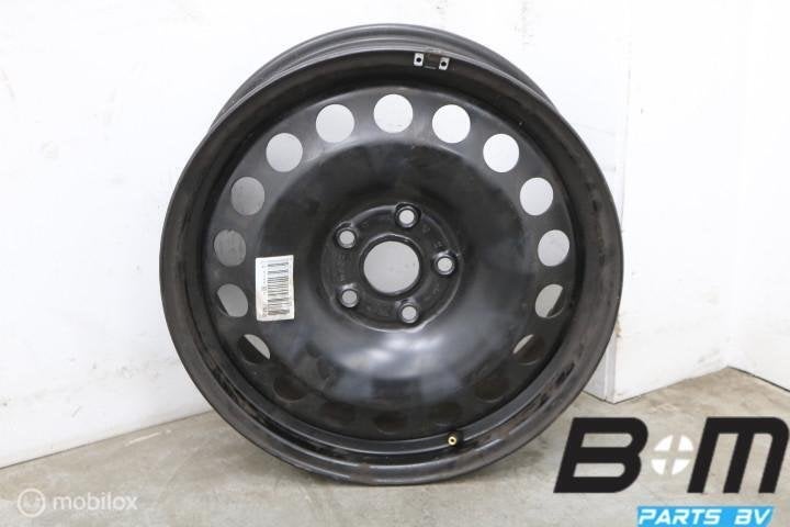 1 losse 17 inch stalen velg VW Tiguan 3 / Q3 5QF601027J, Gebruikt, Velg(en)
