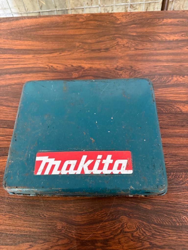 Makita Schroefmachine te koop, Ophalen, Gebruikt