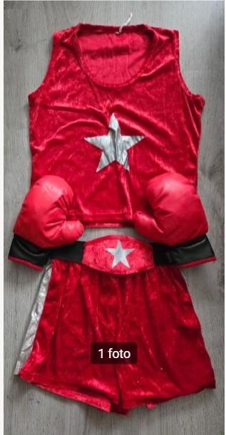Box outfit + boxhandschoenen voor dames mt 38, Sport en Fitness, Boksen, Ophalen of Verzenden, Gebruikt, Bokshandschoenen