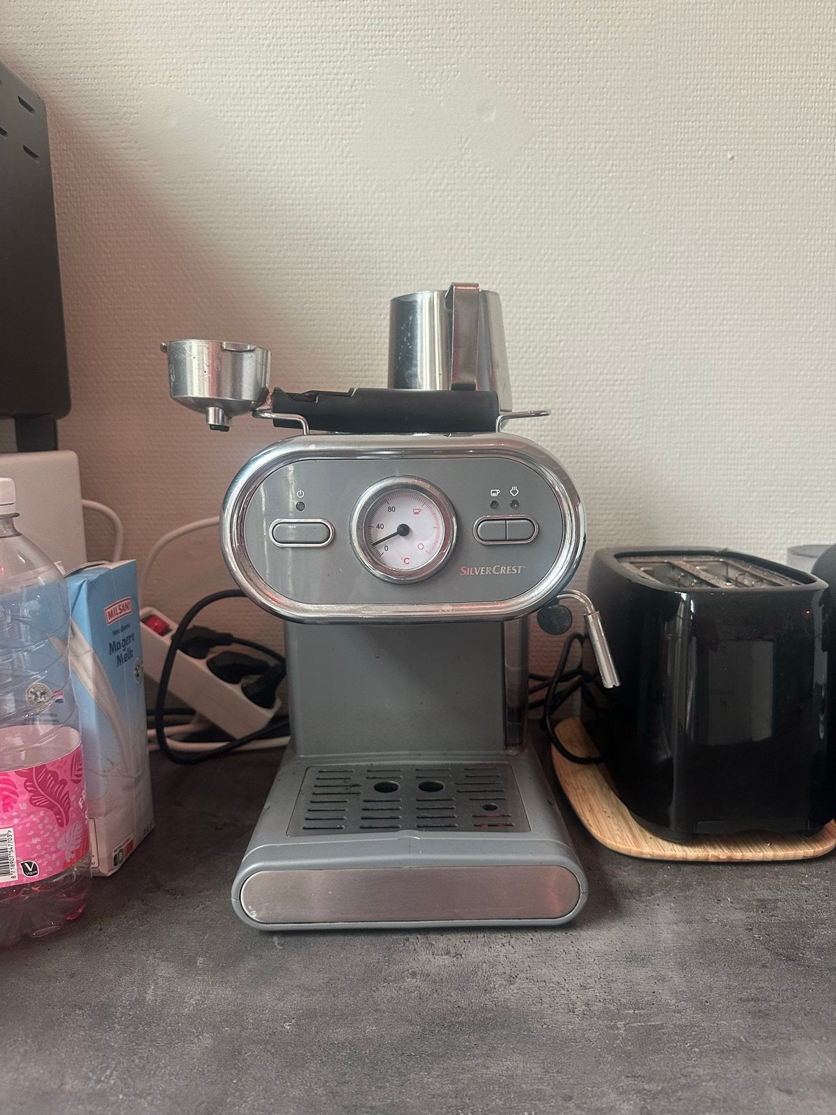SilverCrest Espresso Apparaat - Zo goed als nieuw, Ophalen, Afneembaar waterreservoir, Espresso apparaat, Gemalen koffie