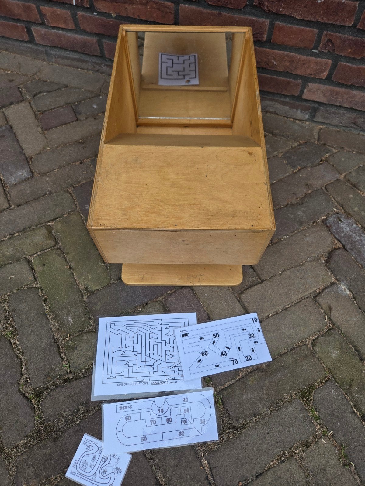 Spiegel tekenen HNO verhuur Oud Hollandse spellen, Ophalen
