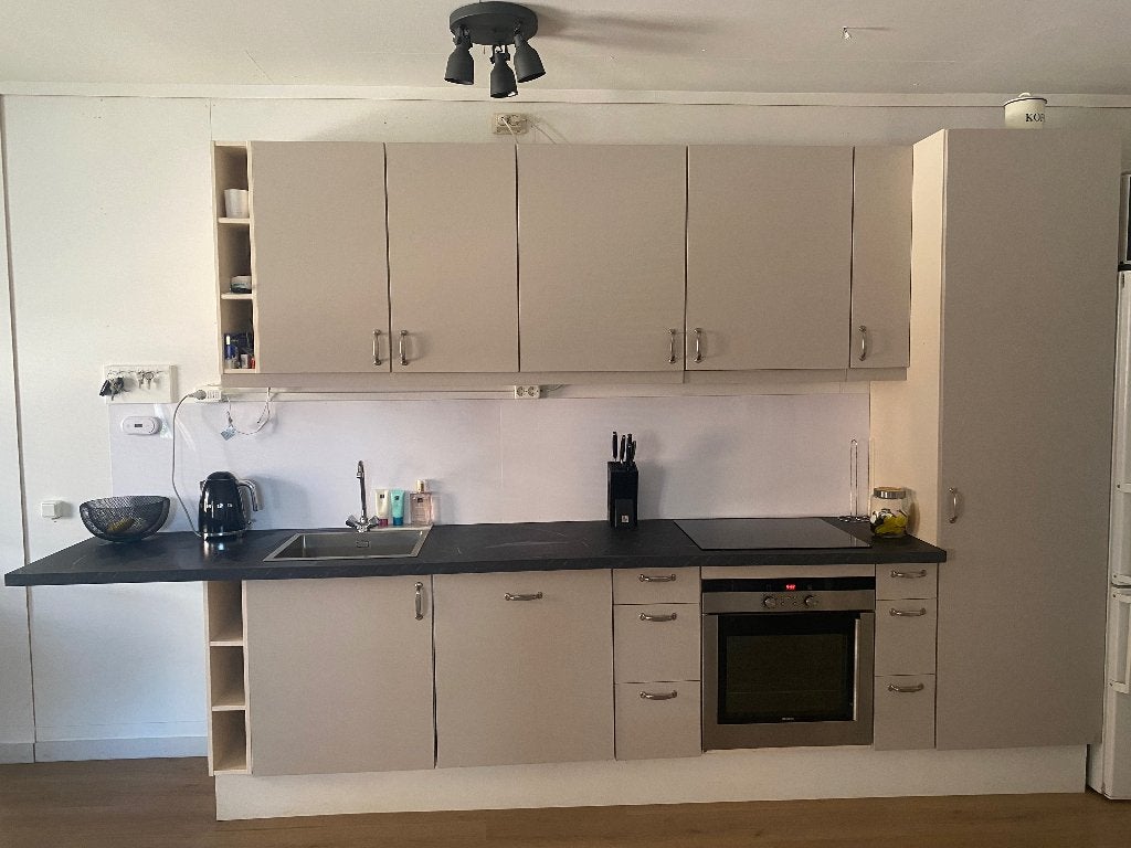 Ruime Woonunit 105 m2, Doe-het-zelf en Verbouw, Ophalen, Gebruikt