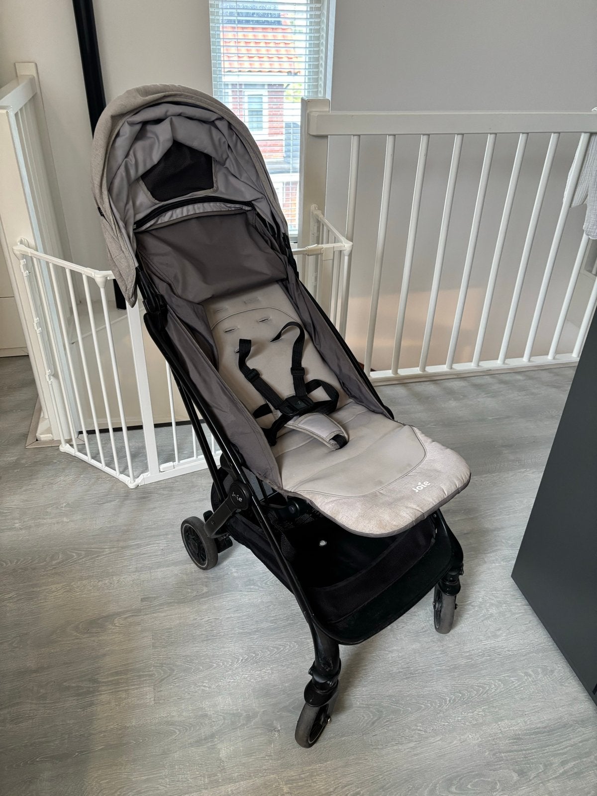 Joie buggy met ligstand en compact inklapbaar + hoes, Kinderen en Baby's, Ophalen, Gebruikt, Overige merken, Regenhoes