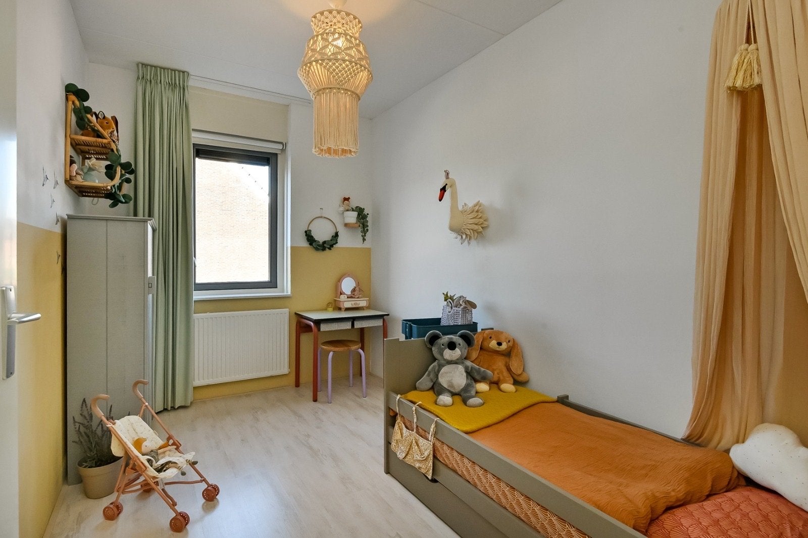 Kinderbed Petite Amélie met lattenbodem en opberglade, Ophalen, Gebruikt, 70 tot 85 cm, 140 tot 160 cm