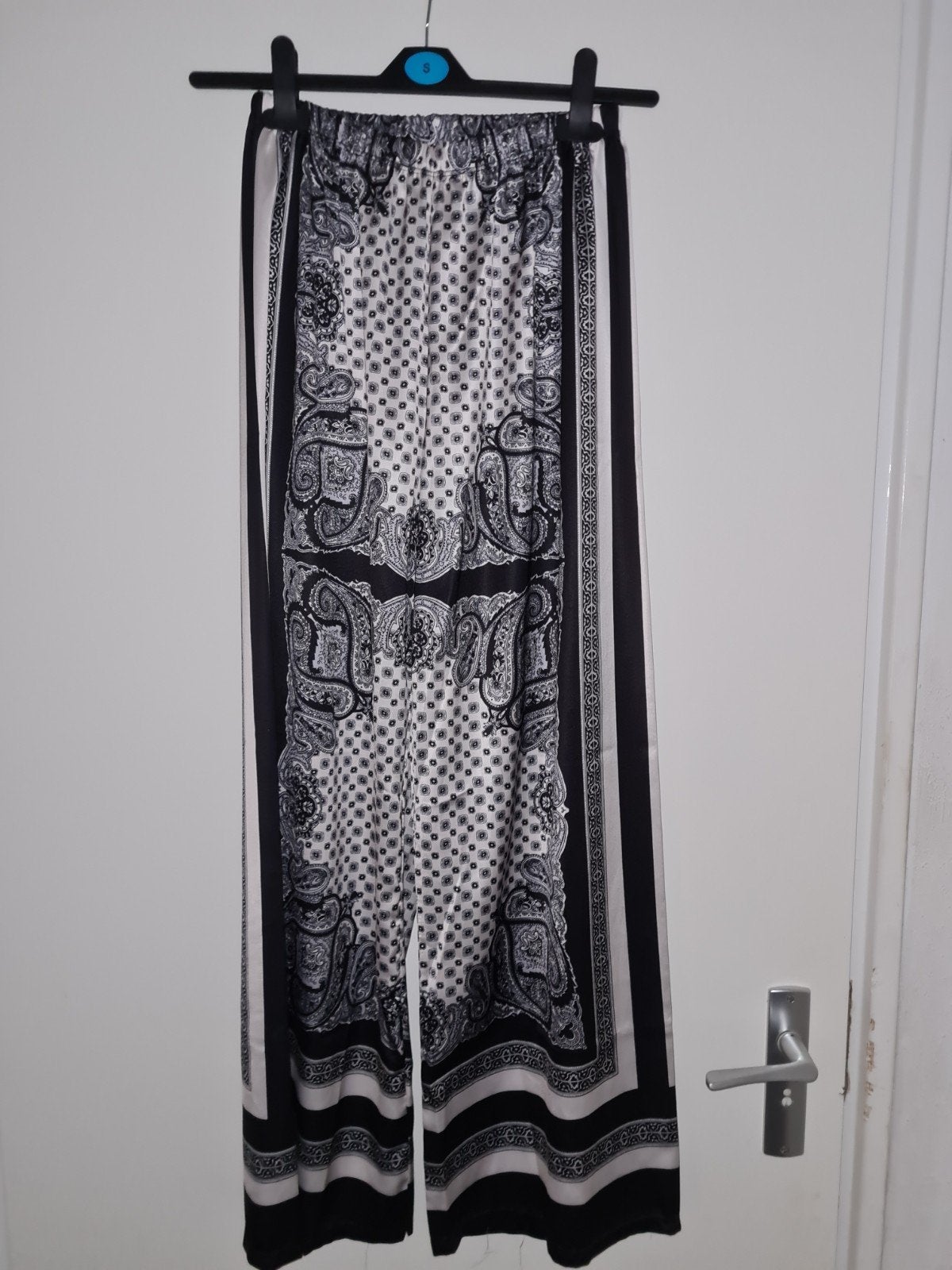 3 nieuwe zomer broeken, Kleding | Dames, Broeken en Pantalons, Meerkleurig, Nieuw, Lang, Ophalen