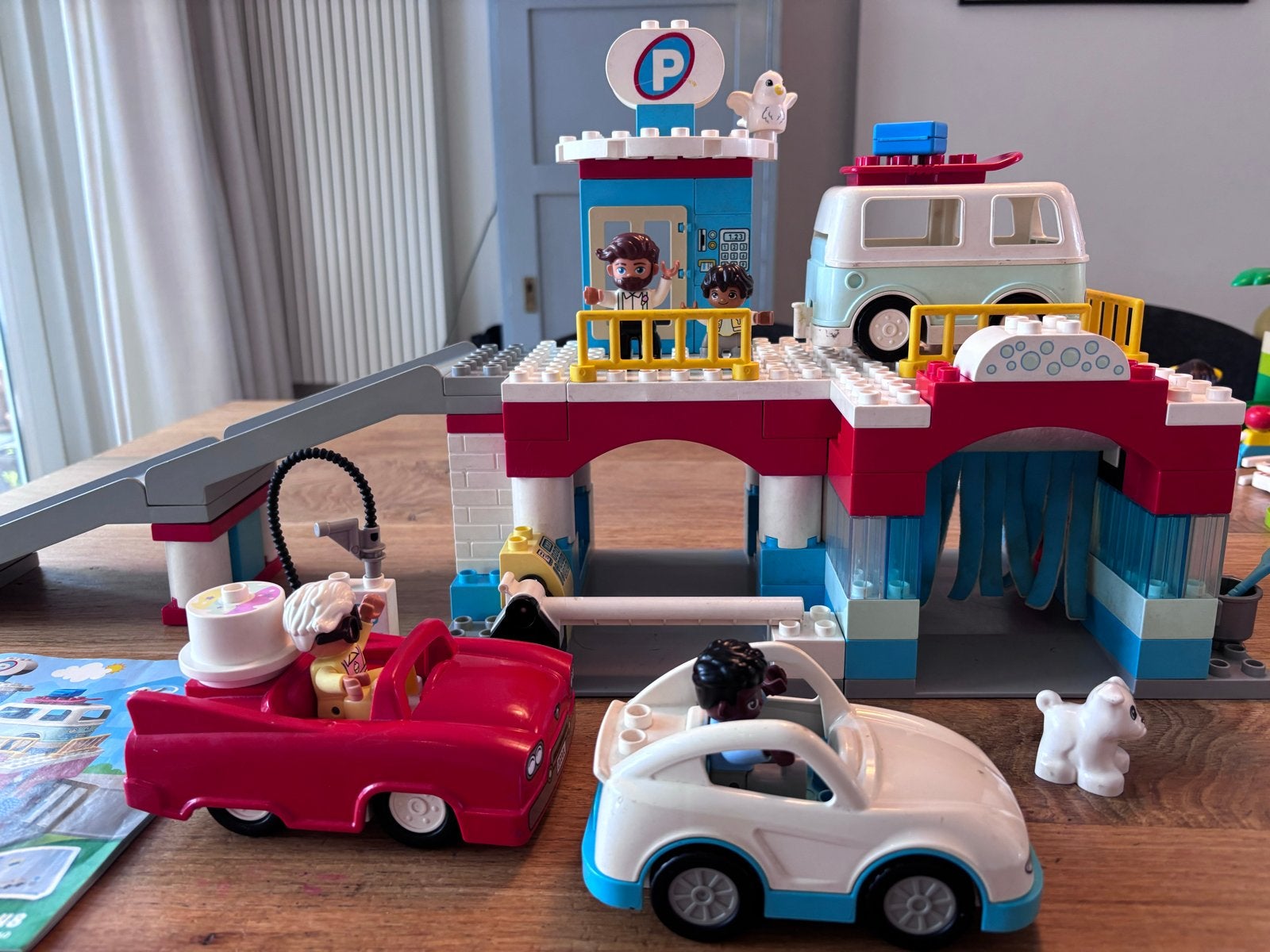 LEGO Duplo 10948 Parkeergarage en Wasstraat, Ophalen of Verzenden, Gebruikt, Overige merken