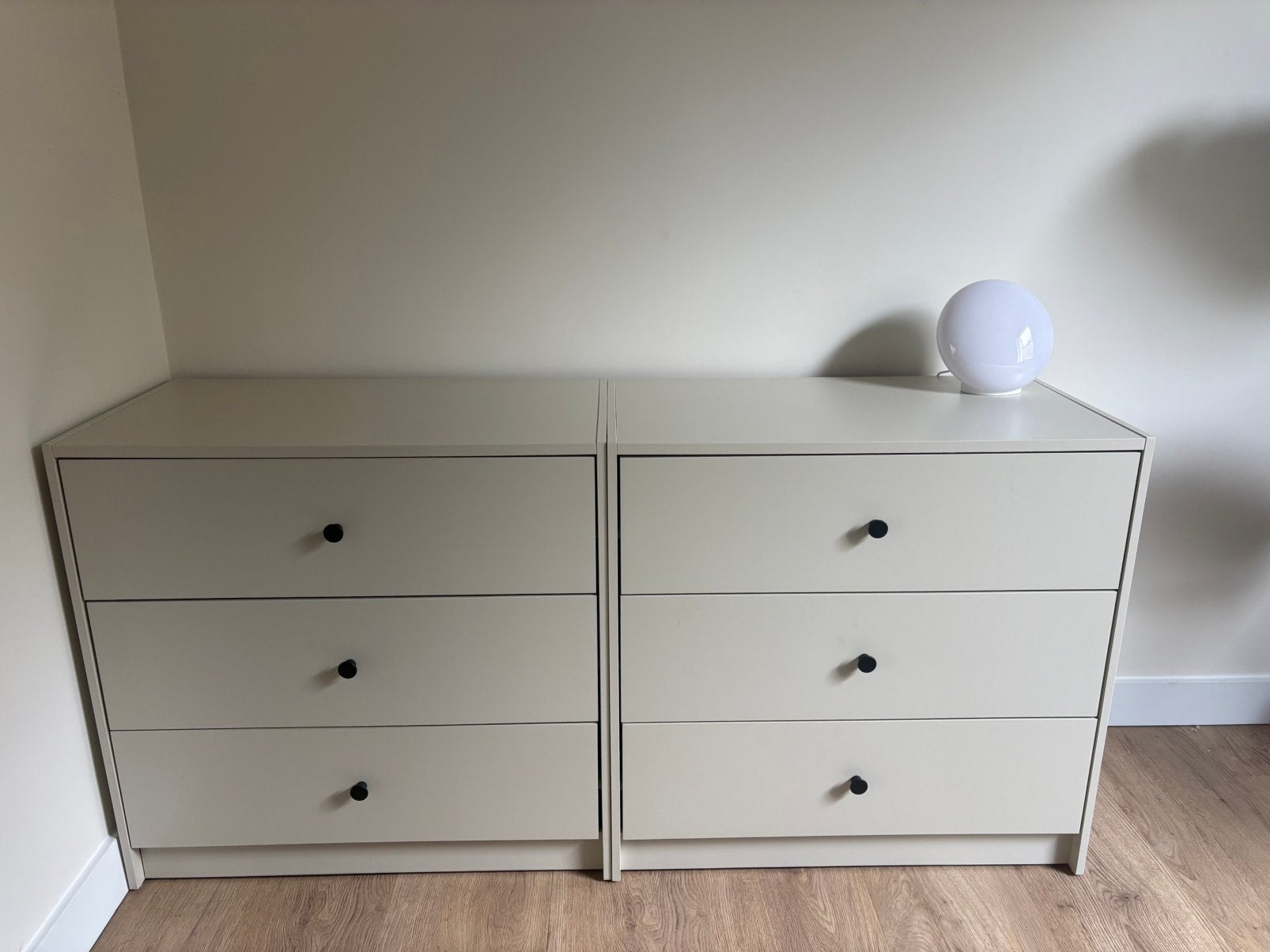 Ladekasten IKEA GURSKEN 2st. Beige, Huis en Inrichting, Kasten | Ladekasten, Ophalen, 50 tot 100 cm, Zo goed als nieuw, 3 of 4 laden